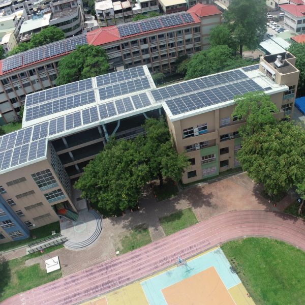 高雄大寮區國小